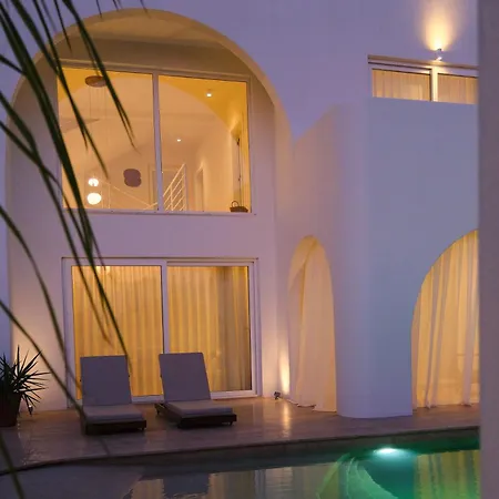 فيلة Ionx - Heated Indoor Pool, Sauna, Outdoor Pool,bathtub, Jacuzzi