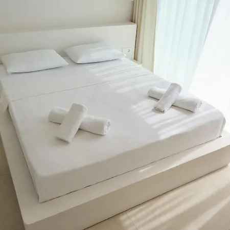 Ionx - Heated Indoor Pool, Sauna, Outdoor Pool,bathtub, Jacuzzi * フェティエ