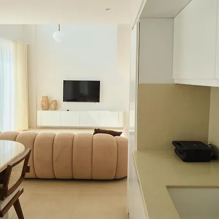 Ionx - Heated Indoor Pool, Sauna, Outdoor Pool,bathtub, Jacuzzi