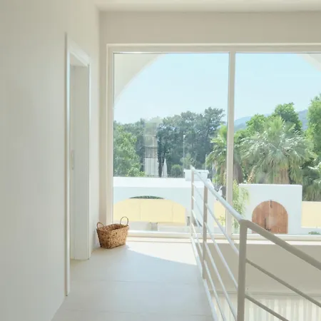 Ionx - Heated Indoor Pool, Sauna, Outdoor Pool,bathtub, Jacuzzi *