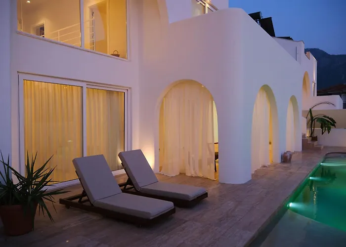 Ionx - Heated Indoor Pool, Sauna, Outdoor Pool,bathtub, Jacuzzi Fethiye