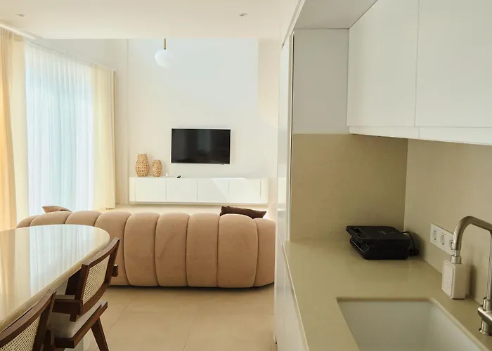 Ionx - Heated Indoor Pool, Sauna, Outdoor Pool,bathtub, Jacuzzi