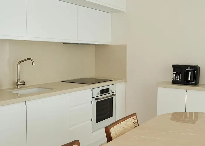 Ionx - Heated Indoor Pool, Sauna, Outdoor Pool,bathtub, Jacuzzi *