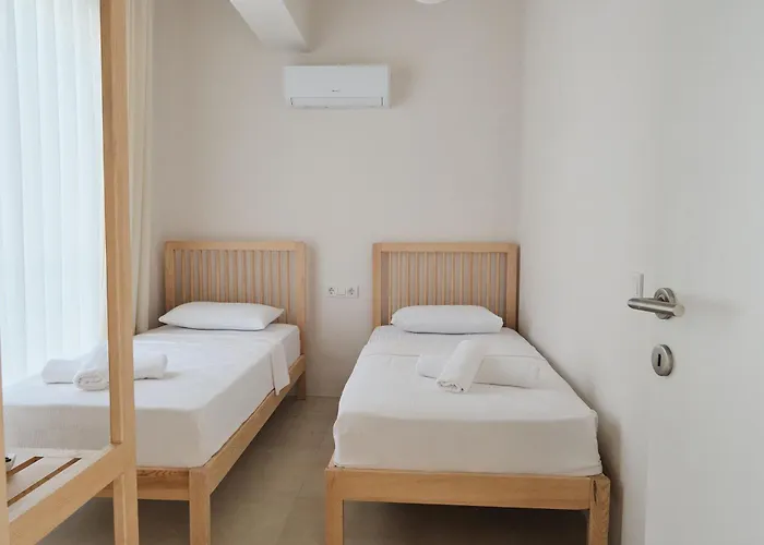 Ionx - Heated Indoor Pool, Sauna, Outdoor Pool,bathtub, Jacuzzi *